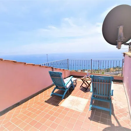 Apartment Da Patrick Costarainera